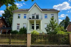 Gepflegte, frei werdende 3-Zimmer-Dachgeschosswohnung mit Privatgarten & Carport in Berlin-Karow – Florastr. 6, 13125 Karow, Berlin – Vorschaubild 26