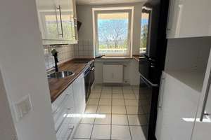Helle 3-Zimmer-Wohnung im 4. OG mit Balkon in Perlach – Friedrich-Engels-Bogen 25, 81735 Neuperlach, München – Vorschaubild 6