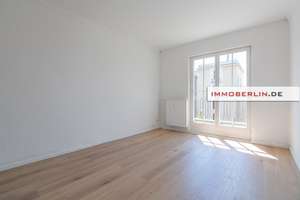 IMMOBERLIN.DE - Frisch Renoviert! Helle 2-Zimmer-Wohnung mit Sonnenbalkon nahe Warschauer Straße – Die vollständige Adresse der Immobilie erhältst du vom Anbieter., 10243 Friedrichshain, Berlin – Vorschaubild 2