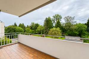 Gepflegte 2-Zimmer-Wohnung mit Südwest-Balkon & Aufzug – Die vollständige Adresse der Immobilie erhältst du vom Anbieter., 45138 Huttrop, Essen – Vorschaubild 4