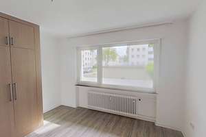 Ihr neues Wohlfühldomizil: Gepflegte 3-Zimmer-Wohnung mit Einbauschränken & Balkon – Lahrkampstraße 17, 33104 Schloß Neuhaus, Paderborn – Vorschaubild 3