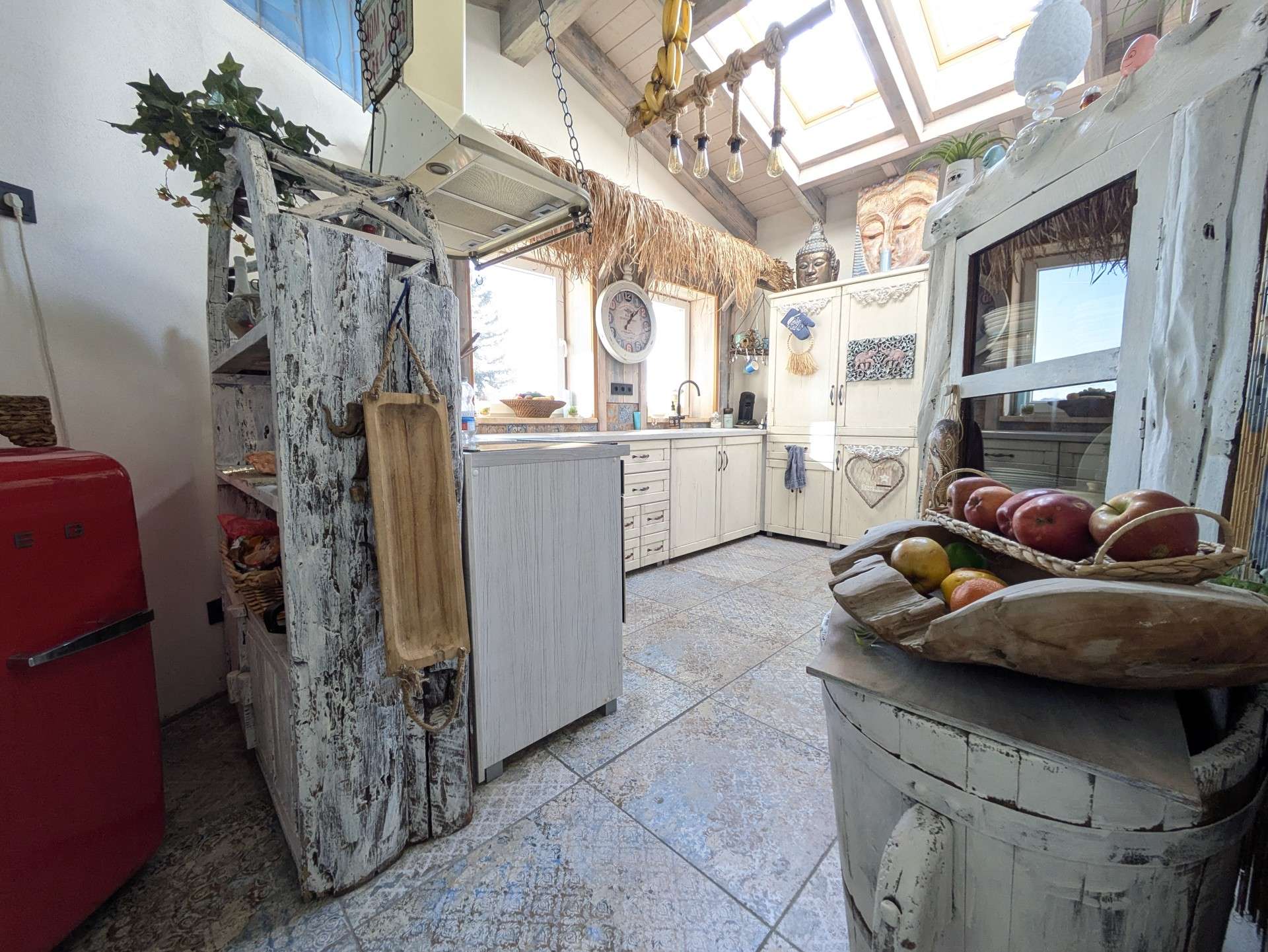 Immobilie in Molzhain - Exklusives Wohnerlebnis: Traumhaftes Einfamilienhaus mit zwei Einliegerwohnungen, Weitblick & Baupot - Bild 8