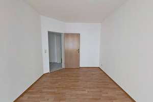 Barrierefrei: Große 3-Zimmer-Wohnung mit BALKON und 2 Bädern – Petzscher Straße 20, 4129 Eutritzsch, Leipzig – Vorschaubild 2