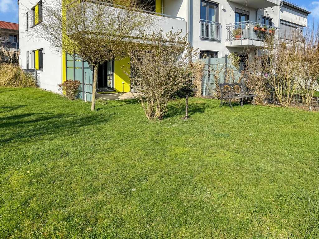 Immobilie in Biberbach - Gartenwohnung mit großem Garten, extra Garage und Stellplatz - Bild 1