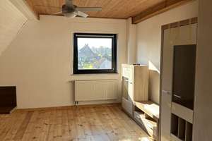 Feldhausen: Mehrgenerationenhaus mit großem Grundstück , Doppelgarage und viel Potential – Wildbruch 15, 46244 Overhagen, Bottrop – Vorschaubild 13