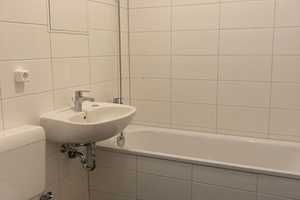 Aufgepasst! moderne 1-Raumwohnung mit Einzugsbonus ab sofort verfügbar – Turnvater-Jahn-Straße 23, 99326 Ilm-Kreis – Vorschaubild 4