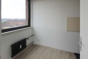 Frisch renovierte 3-Zimmer-Wohnung im Zentrum ! – Neckarpromenade 9, 68167 Neckarstadt-Ost/Wohlgelegen, Mannheim – Vorschaubild 2