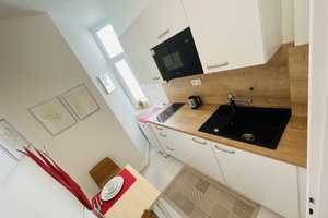 Hochwertiges - möbliertes Appartement im Zentrum - in ruhiger Lage °°5 Min zur Kö°° zu vermieten!! – Graf-Adolf-Str. 55, 40210 Düsseldorf – Vorschaubild 8