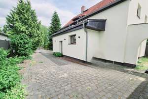 Modernisiertes Einfamilienhaus mit Außenpool, Indoor whirlpool und sauna – Stralsunder str. 12a, 15366 Neuenhagen bei Berlin – Vorschaubild 4