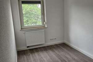 3 Zimmer-Wohnung, Erstbezug nach Renovierung, Eingehauster Balkon – Schnieglinger Straße 124, 90425 Westfriedhof, Nürnberg – Vorschaubild 5