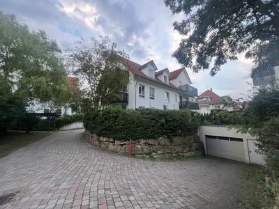 Vermietete 3-Zimmer-Dachgeschosswohnung mit Westbalkon & TG-Stellplatz in Hohen Neuendorf
