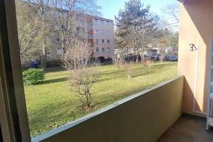 3 Zimmer Wohnung mit Balkon in grüner Wohnanlage in Nürnberg-Röthenbach West – Herriedener Straße 84, 90449 Röthenbach West, Nürnberg – Vorschaubild 4