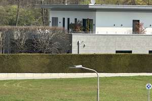 Frisch renovierte 2-Zi-Whg mit Garage in ruhiger Lage – Die vollständige Adresse der Immobilie erhältst du vom Anbieter., 90475 Fischbach, Nürnberg – Vorschaubild 3