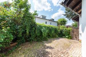 AIGNER - Entzückendes Reihenmittelhaus mit sonniger Südausrichtung – Die vollständige Adresse der Immobilie erhältst du vom Anbieter., 81477 Solln, München – Vorschaubild 12