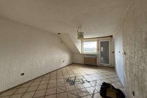 Sanierungsbedürftige 3,5 Zimmer mit großem Balkon und PKW Stellplatz im Hof – Die vollständige Adresse der Immobilie erhältst du vom Anbieter., 45891 Erle, Gelsenkirchen – Vorschaubild 6