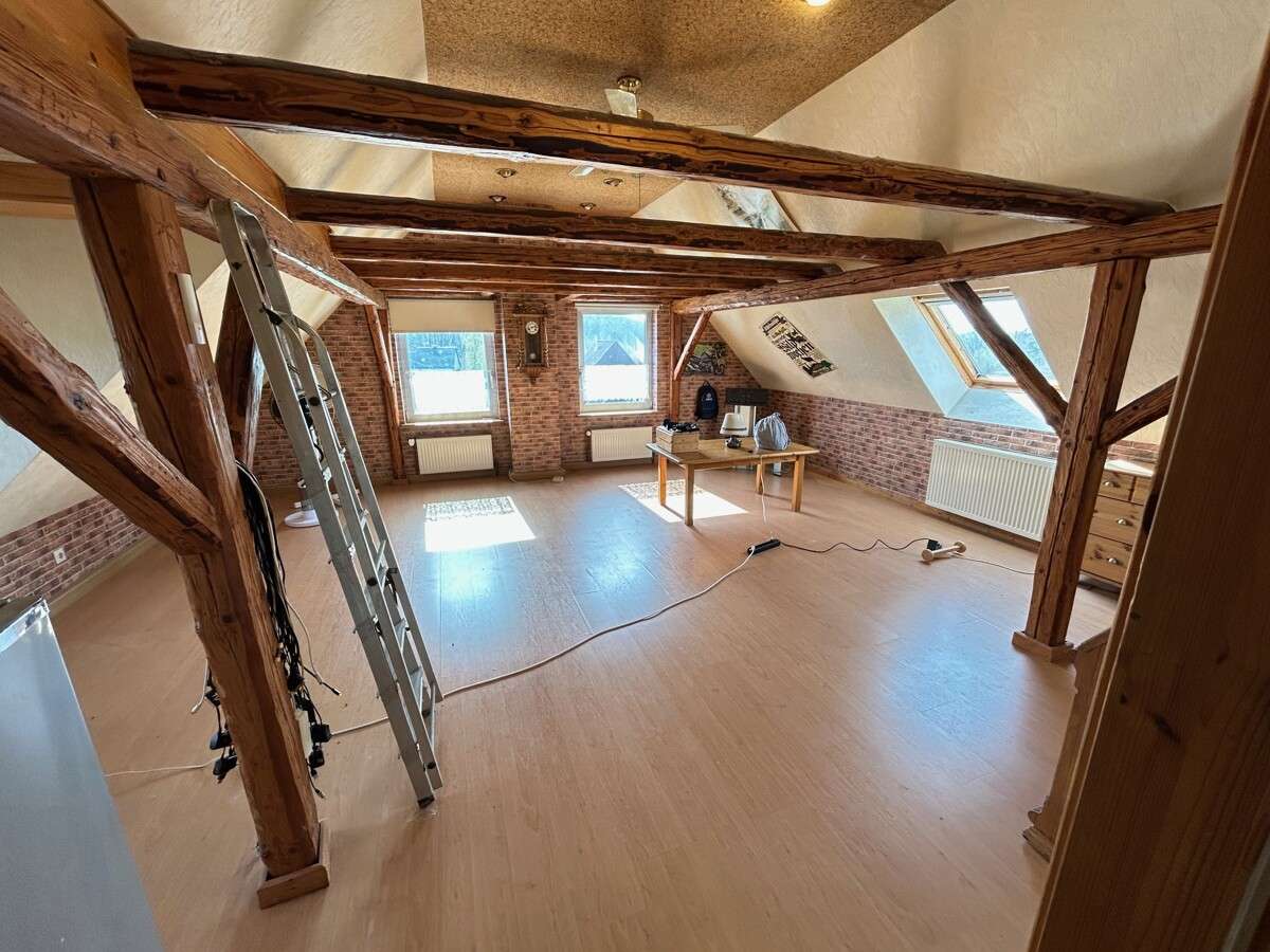 Immobilie in Extertal - Abseits des Stadtlärms - Zweifamilienhaus mit viel Grundstück und Option auf Ferienwohnung - Bild 2