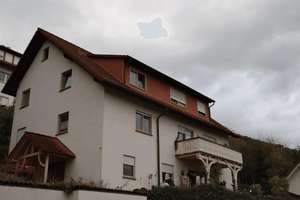 Wohlfühlzuhause mit viel Platz und besonderem Charme – Die vollständige Adresse der Immobilie erhältst du vom Anbieter., 97907 Hasloch – Vorschaubild 1