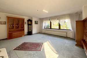Im Herzen von Habenhausen - Einfamilienhaus mit großem Garten, Garage und Dachterrasse – Bremen – Vorschaubild 4