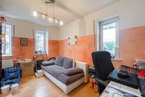 Property thumbnail 6