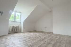 Top gepflegte Dachgeschoss Wohnung mit großer Wohnküche - Duisburg - Dellviertel – Die vollständige Adresse der Immobilie erhältst du vom Anbieter., 47051 Dellviertel, Duisburg – Vorschaubild 5