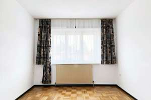Renovierungsbedürftige, helle 2-Zimmer-Wohnung im grünen Lichtenrade – Die vollständige Adresse der Immobilie erhältst du vom Anbieter., 12309 Lichtenrade, Berlin – Vorschaubild 4