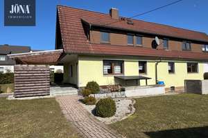 Wohnimmobilie mit großem Garten und Doppelgarage in einem angenehm ruhigen Umfeld – Die vollständige Adresse der Immobilie erhältst du vom Anbieter., 95352 Marktleugast – Vorschaubild 3