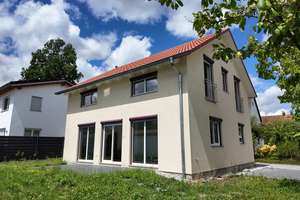 Energieeffiziente Einfamilienhaus (A+) nahe Erding – mit idealer S-Bahn-Anbindung – Die vollständige Adresse der Immobilie erhältst du vom Anbieter., 85457 Wörth – Vorschaubild 1