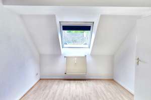 🏡✨ Charmante Altbau-Dachgeschosswohnung – Erstbezug nach Renovierung! ✨🏡 – Feuerbachstraße 17, 44795 Weitmar-Mitte, Bochum – Vorschaubild 8