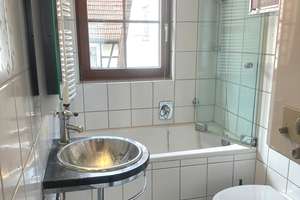 Historie trifft Gemütlichkeit: Zweifamilienhaus mit liebevollen Details und Garten in Esslingen-Met – Die vollständige Adresse der Immobilie erhältst du vom Anbieter., 73733 Mettingen, Esslingen am Neckar – Vorschaubild 8