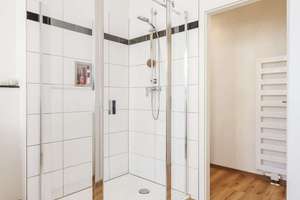 Top Kapitalanlage: Modernisiertes Mehrfamilienhaus mit 3 Einheiten – Die vollständige Adresse der Immobilie erhältst du vom Anbieter., 42655 Solingen-Mitte, Solingen – Vorschaubild 8