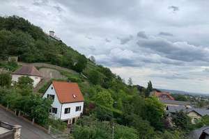 Einziehen und Wohlfühlen: Charmante Singlewohnung mit Einbauküche in erstklassiger Wohnlage – Die vollständige Adresse der Immobilie erhältst du vom Anbieter., 1445 Radebeul – Vorschaubild 3
