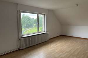 Geräumige 4-Zimmer-Wohnung im Dachgeschoss mit Fernsicht in Bad Oeynhausen - Volmerdingsen – Die vollständige Adresse der Immobilie erhältst du vom Anbieter., 32549 Bad Oeynhausen – Vorschaubild 11