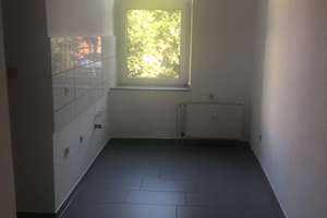 Frisch renovierte Wohnung in ruhiger Lage mit Garten – Eiberger Straße 16, 44879 Dahlhausen, Bochum – Vorschaubild 2