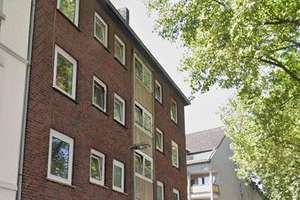 Das Objekt ist ein klassisches Mehrfamilienhaus in ruhiger Lage von Oberhausen.