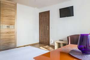 Property thumbnail 3