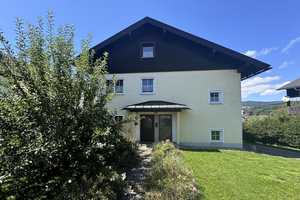 Zweifamilienhaus mit Keller und Garage, Erdgeschoss entkernt – Regen (Kreis) – Vorschaubild 1