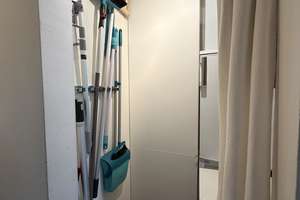 Helle Erdgeschosswohnung mit Wintergarten, großer Terrasse und wunderschönem Garten in München-Laim – Die vollständige Adresse der Immobilie erhältst du vom Anbieter., 80686 St. Ulrich, München – Vorschaubild 18