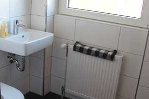 Großzügig & hell – 2 Zimmer mit Aufzug im Denkmalhaus – Leipzig – Vorschaubild 5