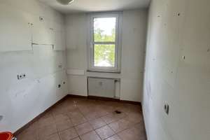 Großzügige 4-Zimmer-Wohnung mit Balkon und viel Gestaltungspotenzial in Bogenhausen – Elektrastrasse 34, 81925 Parkstadt, München – Vorschaubild 8