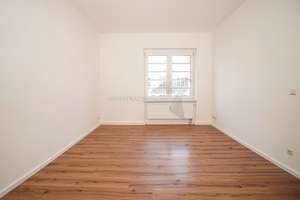 Großzügige, helle 3 Raum Whg. mit Einbauküche, sonnigem Westbalkon und Tageslichtbad – Erich-Mühsam-Straße 17, 9112 Kaßberg, Chemnitz – Vorschaubild 7