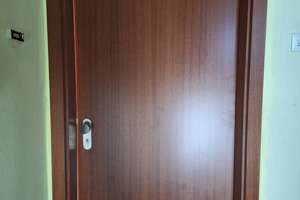 Frisch kernsanierte 3-Zimmer-Wohnung mit Einbauküche – Erstbezug nach Sanierung – Duisburger Str 209, 46049 Lirich-Nord, Oberhausen – Vorschaubild 2