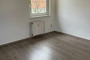 Großzügige 5-Zimmer-Maisonette-Wohnung mit 2 Bädern & viel Potenzial – Haßjägerweg 36, 38229 Gebhardshagen, Salzgitter – Vorschaubild 5