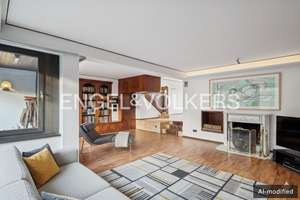 Exklusive Maisonette-Wohnung mit Split-Level-Architektur