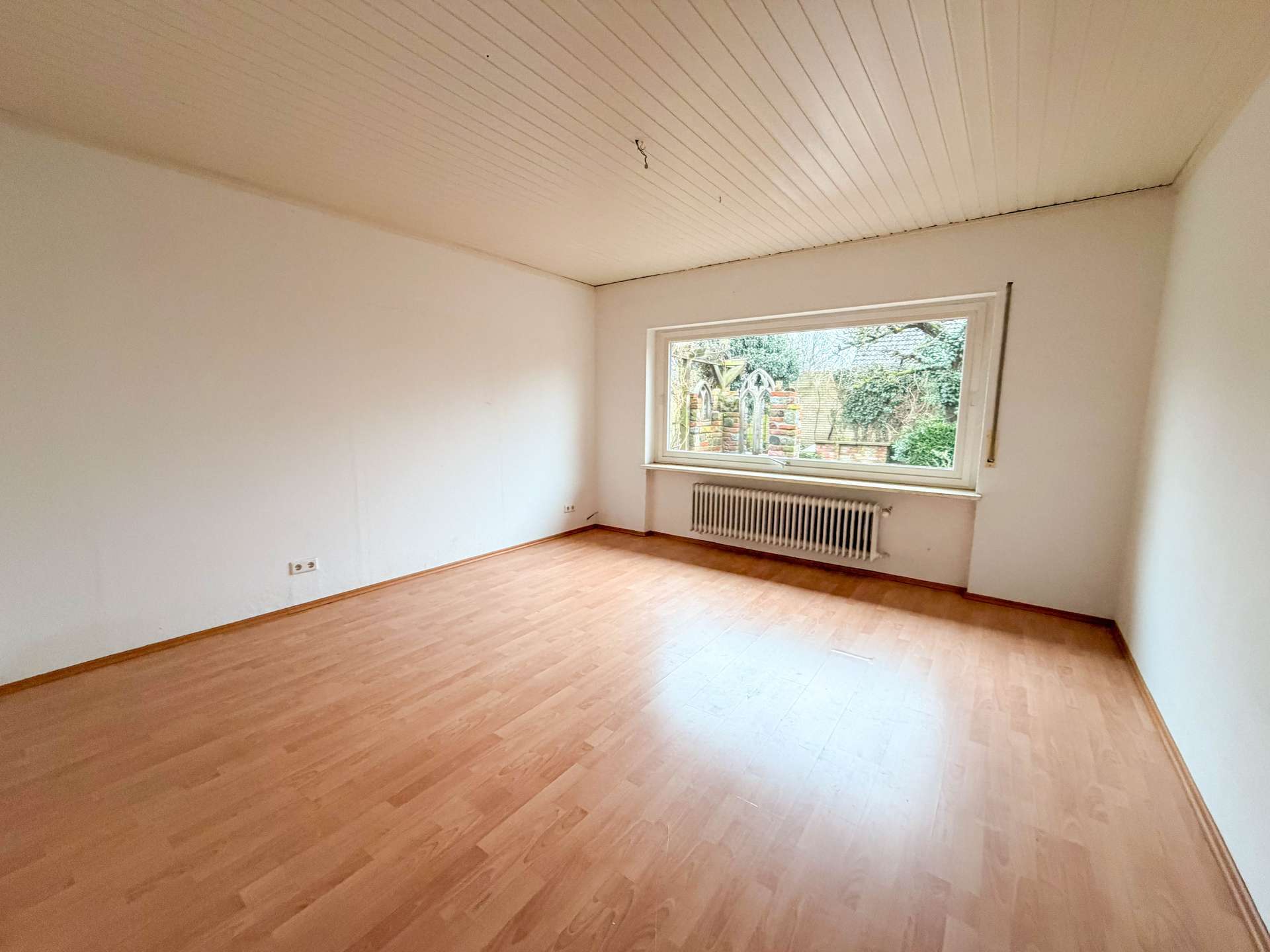 Immobilie in Everswinkel - Freistehendes Einfamilienhaus mit Raum für Handwerk, Hobby und Familie - Bild 2