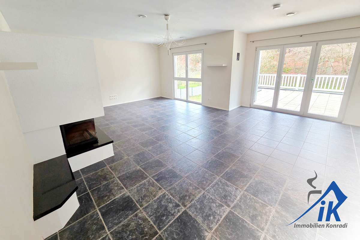 Immobilie in Wiesbach - IK | Wiesbach: Großzügiges Einfamilienhaus mit großem Grundstück und möglicher Einliegerwohnung - Bild 6