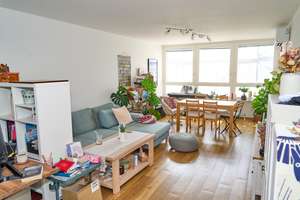 Klimatisiertes 2-Zimmer-Apartment mit Balkon in der Südweststadt