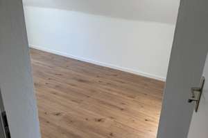 Sanierte 2,5 Zimmer-Wohnung zur Miete in Duisburg – Honigstraße 31, 47137 Untermeiderich, Duisburg – Vorschaubild 7