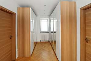 Großes Familiendomizil in Rudow: Potenzial für zwei Parteien, Keller & Garten – Die vollständige Adresse der Immobilie erhältst du vom Anbieter., 12355 Rudow, Berlin – Vorschaubild 6