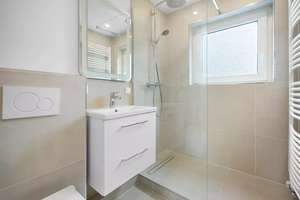 Traumhaft kernsanierte 3 Zimmer Wohnung mit Balkon in der Gartenstadt Süd