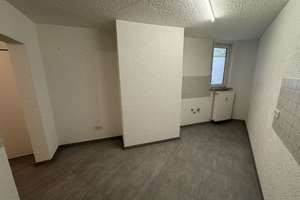 Alltagstaugliche 3-Zimmer-Wohnung in Schmelz – Piesbacher Straße 15a, 66839 Schmelz – Vorschaubild 4